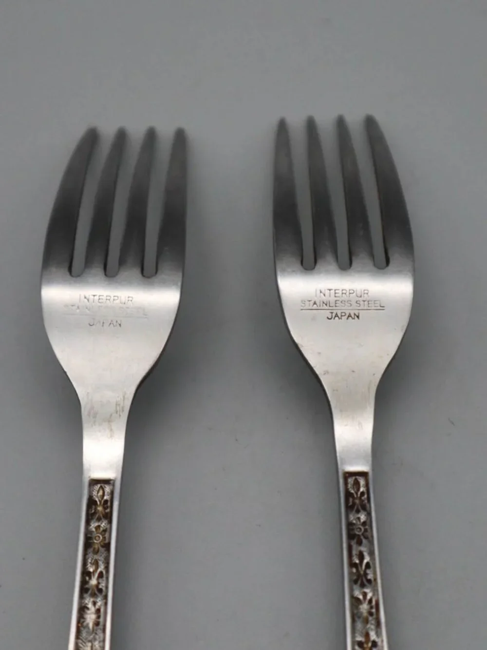 Interpur Florenz Stainless Steel Flatware Japan 2 Dinner Forks Floral Pattern